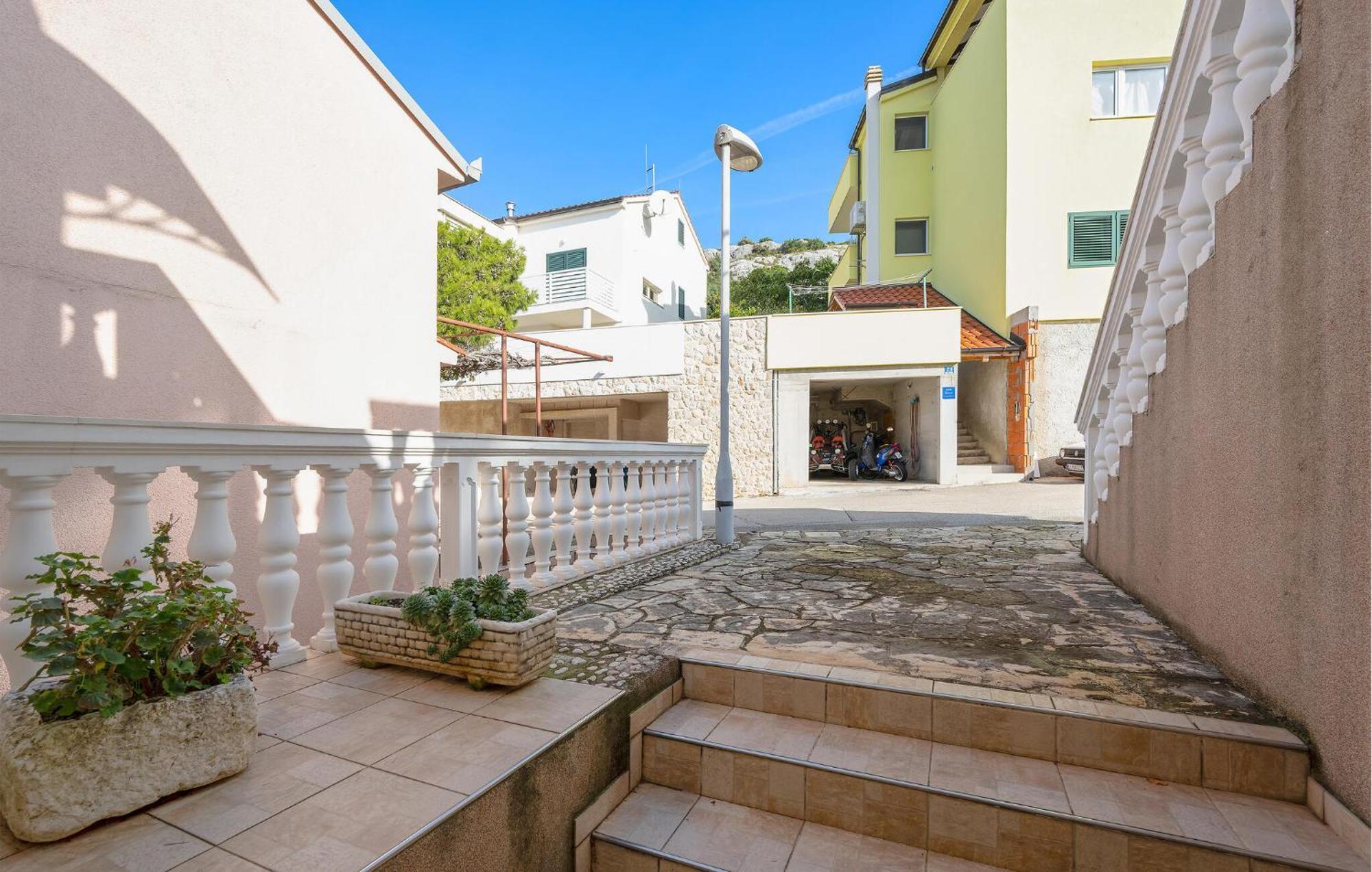 1 Bedroom Stunning Apartment In Primošten Εξωτερικό φωτογραφία
