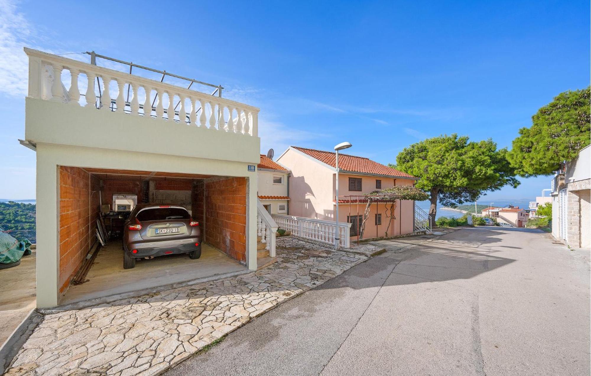 1 Bedroom Stunning Apartment In Primošten Εξωτερικό φωτογραφία